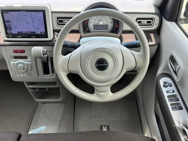 スズキ ラパン F リミテッド 福岡県 2018(平30)年 7.9万km フェニックスレッドパール スズキセーフティサポート/横滑り防止/盗難防止/SDナビ/フルセグTV　/BT/バックカメラ/純正アルミホイール/純正フロアマット/ビルトインETC/シートヒーター/LEDライト/１２Vソケット/プッシュスタート/スマートキー