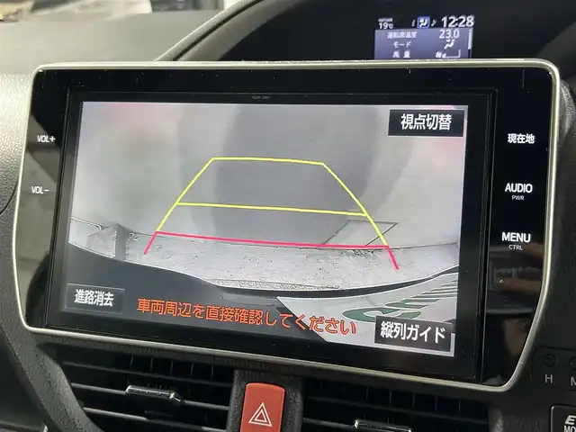 トヨタ ヴォクシー ハイブリッド ZS 煌 大阪府 2018(平30)年 4.8万km ブラック 純正10incナビ(フルセグ/DVD再生/Bluetooth) バックカメラ 後席モニター ETC 両側パワースライドドア 衝突軽減 クルコン トヨタセーフティセンス シートヒーター ドラレコ