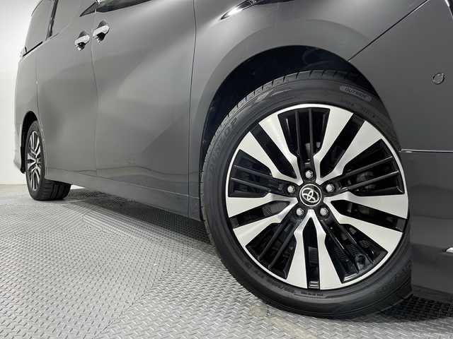 トヨタ ヴェルファイア Z Gエディション 広島県 2020(令2)年 4.8万km ブラック メーカー10型ナビ/メーカーフリップダウンモニター/JBLプレミアムサウンド/パノラミックビューモニター/パーキングアシスト/3眼LEDヘッドランプ/デジタルインナーミラー/ブラインドスポットモニター/両側パワースライドドア/パワーバックドア/ブラック合皮シート/パワーシート/シートヒーター/ベンチレーション/ステアリングヒーター/パワーオットマン/セーフティセンス/・プリクラッシュセーフティ/・レーンディパーチャーアラート/・アダプティブハイビーム/・レーダークルーズコントロール/ETC2.0/HDMI入力端子/AC100V/100W電源