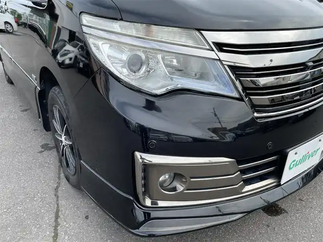 日産 セレナ ライダー Bライン Aセーフティ 道央・札幌 2014(平26)年 8.2万km ダイヤモンドブラック 登録時走行距離81874km/　4　W　D　/寒冷地仕様/衝突軽減ブレーキ/レーンキープアシスト/ディーラーOP8インチナビ/(AM/FM/CD/DVD/BT)/フルセグTV/バックカメラ/全方位カメラ/両側パワースライドドア/クルーズコントロール/エンジンスターター/前後コーナーセンサー/ウォークスルー/室内灯LED/LEDヘッドライト/純正フロアマット/ドアバイザー/オーテックAW付冬タイヤ積み込み/195/65R15 23年製７mm
