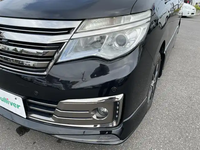 日産 セレナ ライダー Bライン Aセーフティ 道央・札幌 2014(平26)年 8.2万km ダイヤモンドブラック 登録時走行距離81874km/　4　W　D　/寒冷地仕様/衝突軽減ブレーキ/レーンキープアシスト/ディーラーOP8インチナビ/(AM/FM/CD/DVD/BT)/フルセグTV/バックカメラ/全方位カメラ/両側パワースライドドア/クルーズコントロール/エンジンスターター/前後コーナーセンサー/ウォークスルー/室内灯LED/LEDヘッドライト/純正フロアマット/ドアバイザー/オーテックAW付冬タイヤ積み込み/195/65R15 23年製７mm