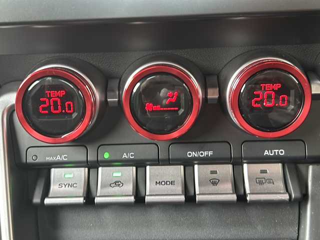 トヨタ ＧＲ８６ RZ 神奈川県 2021(令3)年 1.4万km 赤 6速MT/TOM‘Sパッケージカー/・フロントディフューザー/・サイドディフューザー/・リアアンダーディフューザー/・トランクリッドスポイラー/・フロントバンパーガーニッシュ/・フロントノーズ/・トムスバレル/・トムスマフラー/純正ディーラーナビ(CD/SD/AUX/BT/ワンセグTV)/バックカメラ/クルーズコントロール/ハーフレザーシート/D/N席シートヒーター/ETC/前方ドライブレコーダー/オートライト/純正フロアマット/スペアキー×1/保証書/取扱説明書