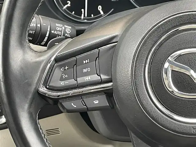 マツダ ＣＸ－８ XD Lパッケージ 道央・札幌 2020(令2)年 4万km ソウルレッドクリスタルM ・４WD/・衝突軽減ブレーキ/・サンルーフ/・純正ナビ/　CD＆DVD＆BT＆USB/・全方位カメラ/・レザーシート/・パワーシート/・パワーバックドア/・コーナーセンサー/・レーンキープアシスト/・レーダークルーズコントロール/・ヒルディセントコントロール/・シートヒーター/・オートエアコン/・オートライト/・ディーゼルターボ/・プッシュスタート/・スマートキー/・パドルシフト/・ドアライブレコ―ダー/・MT付きAT/・ETC/・オートリトラミラー/・社外AW＆冬タイヤ積込/・ヘッドアップディスプレイ/・純正フロアマット/・ウィンカーミラー/・フォグライト/・BOSEスピーカー