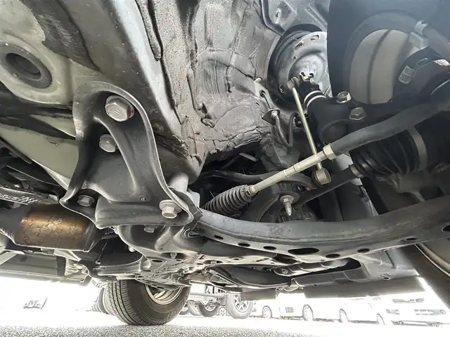 トヨタ エスクァイア ハイブリッド Gi 滋賀県 2018(平30)年 5.4万km スパークリングブラックパールクリスタルシャイン ガソリン（ハイブリッド）/2WD(FF)/CVT/オートハザードシステム/TMPS空気圧センサー/アルパイン12.8インチフリップダウンモニター/両側パワースライドドア/アルパイン11インチナビ/(AM/FM/CD/DVD/BT/USB/HDMI/SD/フルセグTV）/ビルトインETC/ドライブレコーダー/クリアランスソナー/プリクラッシュセーフティ/レーントレーシングアシスト/クルーズコントロール/電格ウインカーミラー/黒革シート/エアーシート/シートヒーター/革巻きステアリング/ステアリングスイッチ/オートライト/LEDヘッドライト/フロントフォグ/オートマチックハイビーム/フルオートエアコン/プッシュスタート/純正フロアマット/純正ドアバイザー