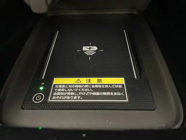 ホンダ ヴェゼル ハイブリッド e:HEV Z 群馬県 2025(令7)年 0.1千km プラチナホワイトパール 登録済未使用車　純正９型ナビ　バックカメラ　電動リアゲート　ハーフレザー　シートヒーター　ハンドルヒーター　置くだけ充電　アダプティブクルーズコントロール　ＢＳＭ　ＥＴＣ２．０　ＬＥＤライト　禁煙車