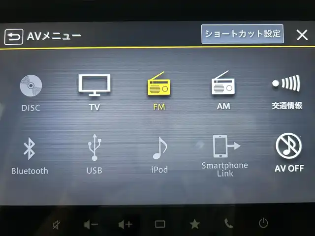 スズキ スペーシア ギア マイスタイル 鹿児島県 2023(令5)年 2.4万km ウッディブラウンメタリック/ホワイト 純正ナビ/フルセグＴＶ/全方位カメラ/衝突軽減ブレーキ/ＥＴＣ/クルーズコントロール/ドライブレコーダー/ベンチシート/シートヒーター/両側パワースライドドア/リアセンサー/オートマチックハイビーム