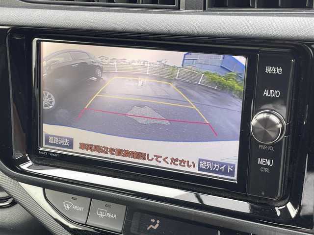 トヨタ アクア S スタイルブラック 茨城県 2017(平29)年 4.1万km ライムホワイトパールクリスタルシャイン 純正ナビ/【AM・FM・CD・DVD・TV・SD・BT】/ETC2.0/Bカメラ/前方ドラレコ/前後コーナーセンサー/ステリモ/オートライト/オートハイビーム/ハロゲンライト/ヘッドライトレベライザー/純正フロアマット/純正ホイールカバー/横滑り防止装置/レーンキープアシスト/衝突被害軽減システム/プッシュスタート/スマートキー