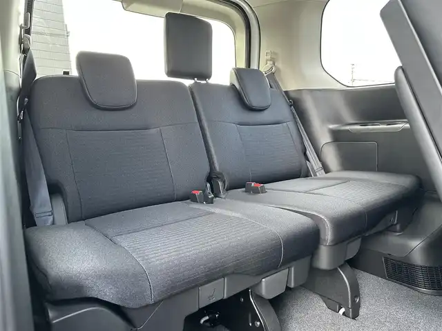 日産 セレナ e－パワー ハイウェイスター V 滋賀県 2025(令7)年 0.1千km プリズムホワイト 登録済未使用車/純正１２．３インチナビ/全方位カメラ/両側パワースライドドア/前後コーナーセンサー/ワイヤレス充電/レーンキープアシスト/プロパイロット/-レーンキープアシスト/-追従型クルーズコントロール/追従型クルーズコントロール/衝突防止アシスト/ステアリングリモコン/ワイヤレス充電/ETC2.0