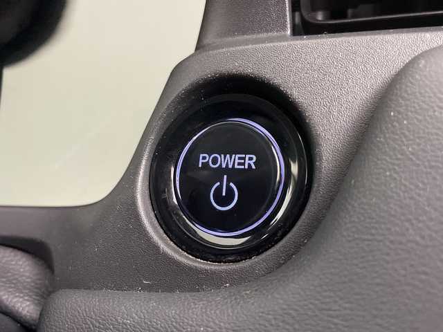 ホンダ ヴェゼル ハイブリッド e:HEV Z 道央・札幌 2021(令3)年 6.7万km プレミアムサンライトホワイトパール ・4WD /ホンダセンシング/・純正9インチディスプレイ/・ナビ/BT/USB/フルセグTV/・AppleCarPlay/AndroidAuto/・マルチビューカメラ/・パドルシフト/・ハーフレザーシート/前席シートヒーター/・ステアリングヒーター/ステアリングスイッチ/・LEDオートライト/オートマチックハイビーム/・プッシュスタート/スマートキーx2/・ETC2.0/置くだけ充電/・ダウンヒルアシスト/・電動格納ミラー/・積込スタッドレス社外AW付