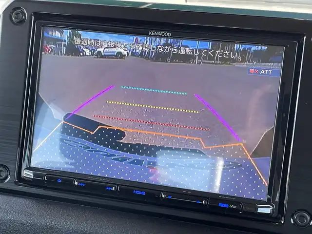 スズキ ジムニー XC 道央・札幌 2022(令4)年 0.3万km ジャングルグリーン ・4WD/・衝突軽減ブレーキ/・レーダークルーズコントロール(追従走行あり)/・HDDナビ/CD&BT&SD&フルセグTV/・レーンキープアシスト/・バックカメラ/・横滑り防止装置/・アイドリングストップ/・前席シートヒーター/・前後ドライブレコーダー/・オートエアコン/・オートライト/・ビルトインETC/・プッシュスタート/・スマートキー/・純正フロアマット/・ドアバイザー/・ウィンカーミラー/・フォグランプ/・マーカーランプ/・電動格納ミラー/・前席バニティミラー