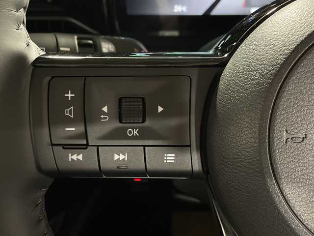 日産 セレナ e－パワー ハイウェイスター V 福岡県 2025(令7)年 0.1千km プリズムホワイト 登録済未使用車/純正ナビ　（BT/AMFM/フルセグ/AppleCarPlay）/全方位カメラ　/プロパイロット/ＢＳＭ　/デジタルインナーミラー　/前後コーナーセンサー　/ＥＴＣ　/両側パワースライド　/置き型充電　/ＨＤＭＩ　/横滑り防止装置　/レーンキープアシスト/衝突被害軽減システム