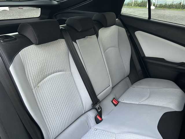 トヨタ プリウス A 愛知県 2016(平28)年 11.5万km スティールブロンドM 登録時走行距離114381km/ワンオーナー/純正9インチメモリナビ/（Bluetooth/フルセグTV/DVD/AM/FM)/バックカメラ/インテリジェントクリアランスソナー/サンルーフ/トヨタセーフティーセンス/プリクラッシュセーフティー/レーンディパーチャーアラート/ブラインドスポットモニター/インテリジェントパーキングアシスト/ヘッドアップディスプレイ/オートマッチハイビーム/純正ドアバイザー/純正フロアマット/ビルドインETC/テレビキャンセラー/スマートキー/（スペアキー×１）/保証書