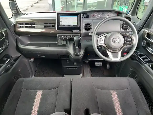 ホンダ Ｎ ＢＯＸ カスタム G L ホンダセンシング 東京都 2019(令1)年 2.4万km ミラノレッド 社外ナビ(DVIC-RZ710)/【DISC/MSV/SD/FM/AM/TV/BT/ipod/USB// HDMI/AUX】/バックカメラ/ビルトインETC/ドライブレコーダー/アダプティブクルーズコントロール/片側電動スライドドア/衝突軽減ブレーキ/LKAS/横滑り防止装置/後席サンシェード/USBポート/LEDヘッドライト/フォグランプ/純正14インチAW/プッシュスタート/スマートキー