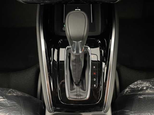 ホンダ ヴェゼル ハイブリッド e:HEV Z 新潟県 2025(令7)年 0.1千km クリスタルブラックパール ホンダセンシング/ワイヤレス充電器/シーケンシャルウィンカー/純正ナビ/　フルセグTV/Bluetooth/AppleCarPlay/AndroidAuto/バックカメラ/パワーバックドア/フットオープナー/レーダークルーズコントロール/LEDオートライト/ハーフレザーシート/シートヒーター/純正18インチアルミホイール/パドルシフト/ブラインドスポットモニター/ステアリングリモコン/ステアリングヒーター/ビルトインETC2.0