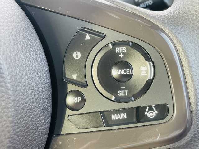 ホンダ Ｎ ＢＯＸ G L ホンダセンシング 熊本県 2018(平30)年 3.9万km ブリティッシュグリーンP 純正ナビ/・AM/FM/CD/SD/USB/iPod/BT/バックカメラ/ホンダセンシング/・オートハイビーム/・アダプティブクルーズコントロール/・路外逸脱抑制機能/・レーンキープアシスト/・標識認識機能/・先行車発進お知らせ機能/後方コーナーセンサー/ステアリングリモコン/オートライト/・LEDライト/電動格納ミラー/・ウィンカーミラー/ビルトインETC/ドアバイザー/純正フロアマット/スマートキー/・スペアキー