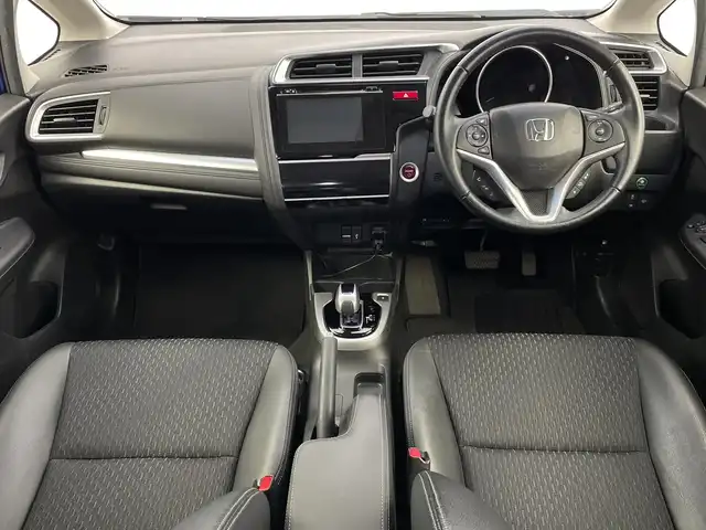 ホンダ フィット ハイブリット Lパッケージ 新潟県 2014(平26)年 8.6万km ブリリアントスポーティブルーメタリック2トーン 純正ナビTV/（CD/DVD/Bluetooth/フルセグTV/AM/FM/HDMI)/純正バックカメラ/社外ドライブレコーダー（VREC-DZ300）/純正LEDオートライト/純正フロアマット/クルーズコントロール/オートエアコン/ドアバイザー/ビルトインETC/スマートキー/プッシュエンジンスタート/スペアキー/純正フロアマット/LEDフォグランプ