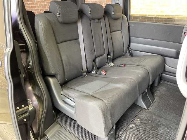 ホンダ ステップワゴン スパーダ S 岩手県 2013(平25)年 12.1万km プレミアムコスミックバイオレットパール ４WD/横滑り防止装置/アイドリングストップ/パドルシフト/ヒルスタートアシスト機能/カロッツェリアサブウーファー/純正ナビ/フルセグTV/バックカメラ/ETC/本革巻きステアリグ/ヒーテッドドアミラー/オートライト/ディスチャージヘッドランプ/フォグランプ/純正フロアマット/純正アルミホイール積み込みあり