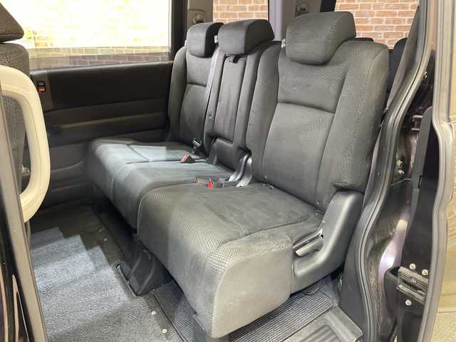 ホンダ ステップワゴン スパーダ S 岩手県 2013(平25)年 12.1万km プレミアムコスミックバイオレットパール ４WD/横滑り防止装置/アイドリングストップ/パドルシフト/ヒルスタートアシスト機能/カロッツェリアサブウーファー/純正ナビ/フルセグTV/バックカメラ/ETC/本革巻きステアリグ/ヒーテッドドアミラー/オートライト/ディスチャージヘッドランプ/フォグランプ/純正フロアマット/純正アルミホイール積み込みあり