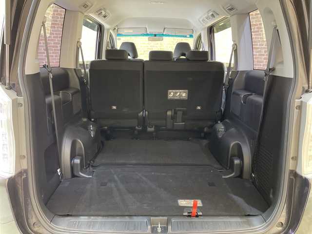 ホンダ ステップワゴン スパーダ S 岩手県 2013(平25)年 12.1万km プレミアムコスミックバイオレットパール ４WD/横滑り防止装置/アイドリングストップ/パドルシフト/ヒルスタートアシスト機能/カロッツェリアサブウーファー/純正ナビ/フルセグTV/バックカメラ/ETC/本革巻きステアリグ/ヒーテッドドアミラー/オートライト/ディスチャージヘッドランプ/フォグランプ/純正フロアマット/純正アルミホイール積み込みあり