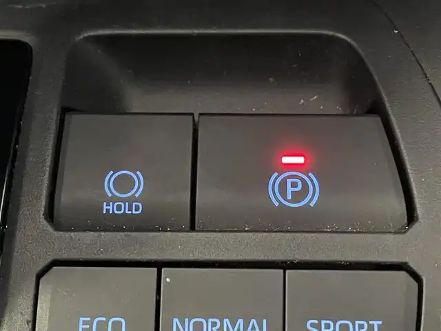 トヨタ ＲＡＶ４ アドベンチャー オフロードPKG 愛知県 2022(令4)年 4.1万km アティチュードブラックマイカ ＡＬＰＩＮＥ９インチナビ　/Bluetooth/ＣａｒＰｌａｙ/フルセグTV/SD/CD・DVD再生/FM/AM)/トヨタセーフティセンス　/　　-プリクラッシュセーフティ/　　-レーントレーニングアシスト/　　-レーダークルーズコントロール/　　-オートマチックハイビーム/　　-ロードサインアシスト/ドライブレコーダー　/ビルトインＥＴＣ　/ＬＥＤヘッドライト　/バックカメラ　/クリアランスソナー/ブラインドスポットモニター/パワーシート　/ルーフレール/純正フロアマット　/フォグランプ/プッシュスタート/　　-スマートキー