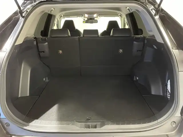 トヨタ ＲＡＶ４ アドベンチャー オフロードPKG 愛知県 2022(令4)年 4.1万km アティチュードブラックマイカ ＡＬＰＩＮＥ９インチナビ　/Bluetooth/ＣａｒＰｌａｙ/フルセグTV/SD/CD・DVD再生/FM/AM)/トヨタセーフティセンス　/　　-プリクラッシュセーフティ/　　-レーントレーニングアシスト/　　-レーダークルーズコントロール/　　-オートマチックハイビーム/　　-ロードサインアシスト/ドライブレコーダー　/ビルトインＥＴＣ　/ＬＥＤヘッドライト　/バックカメラ　/クリアランスソナー/ブラインドスポットモニター/パワーシート　/ルーフレール/純正フロアマット　/フォグランプ/プッシュスタート/　　-スマートキー