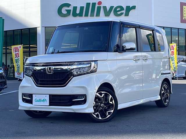 ホンダ Ｎ ＢＯＸ カスタム G L ターボ ホンダセンシング 長野県 2017(平29)年 4.4万km プレミアムホワイトパールⅡ 禁煙車/ターボ過給機/純正8インチナビ【VXU-185NBi】/(FM/AM/Bluetooth/フルセグTV/CD/DVD)/ホンダセンシング/・衝突被害軽減システム/・レーンキープアシスト/・標識認識機能/・クルーズコントロール/前方ドライブレコーダー【COMTEC　HDR-352GH】/両側電動スライドドア/バックカメラ/ETC/パドルシフト/純正アルミホイール/後方コーナーセンサー/LEDヘッドライト/ハーフレザーシート/ドアバイザー/フォグランプ/オートライト/プッシュスタート/スマートキー/パワーステアリング/パワーウインドウ