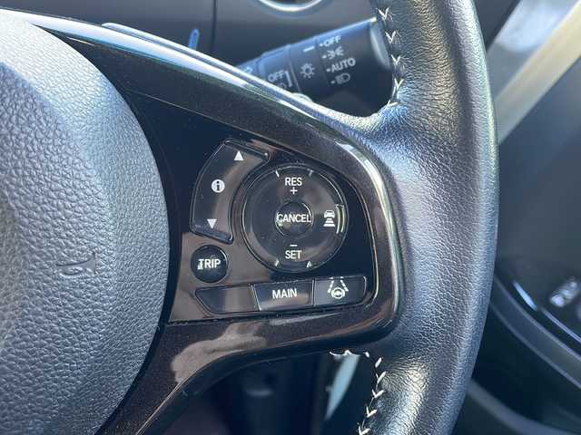 ホンダ Ｎ ＢＯＸ カスタム G L ターボ ホンダセンシング 長野県 2017(平29)年 4.4万km プレミアムホワイトパールⅡ 禁煙車/ターボ過給機/純正8インチナビ【VXU-185NBi】/(FM/AM/Bluetooth/フルセグTV/CD/DVD)/ホンダセンシング/・衝突被害軽減システム/・レーンキープアシスト/・標識認識機能/・クルーズコントロール/前方ドライブレコーダー【COMTEC　HDR-352GH】/両側電動スライドドア/バックカメラ/ETC/パドルシフト/純正アルミホイール/後方コーナーセンサー/LEDヘッドライト/ハーフレザーシート/ドアバイザー/フォグランプ/オートライト/プッシュスタート/スマートキー/パワーステアリング/パワーウインドウ