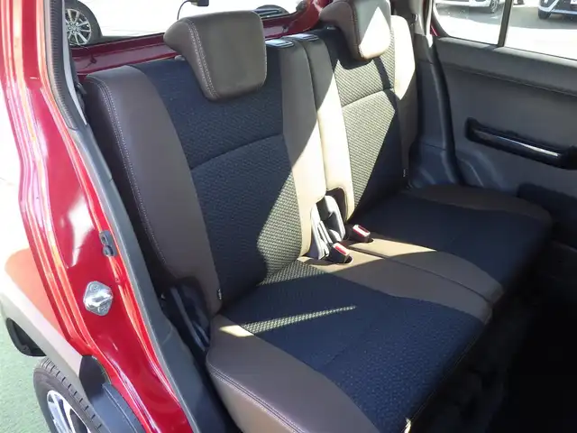 スズキ ハスラー Jスタイル Ⅲ 千葉県 2018(平30)年 2.4万km フェニックスレッドパール/スチールシルバー2トーン スズキセーフティサポート/アイドリングストップ/社外メモリーナビ/地デジTV/【DVD/CD再生機能　Bluetooth接続】/全方位モニター/ドライブレコーダー（前後撮影）/ハーフレザーシート/前席シートヒーター/革巻きステアリング/HIDヘッドライト/フォグライト/ウインカーミラー/純正15インチアルミホイル/スマートキー