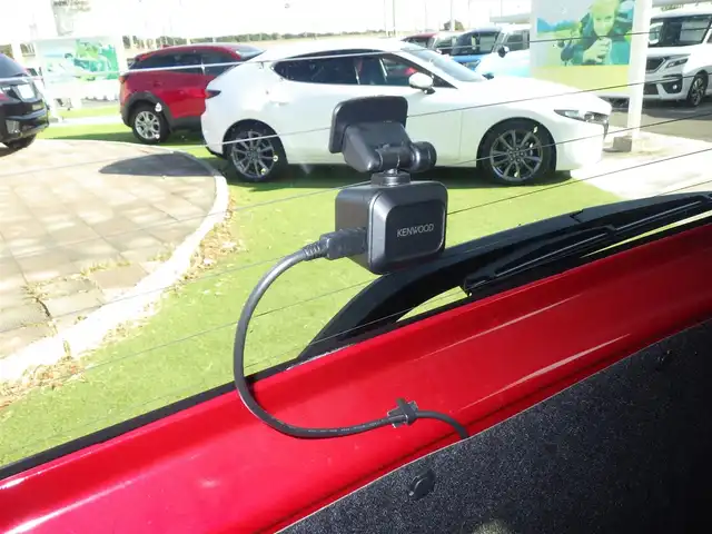 スズキ ハスラー Jスタイル Ⅲ 千葉県 2018(平30)年 2.4万km フェニックスレッドパール/スチールシルバー2トーン スズキセーフティサポート/アイドリングストップ/社外メモリーナビ/地デジTV/【DVD/CD再生機能　Bluetooth接続】/全方位モニター/ドライブレコーダー（前後撮影）/ハーフレザーシート/前席シートヒーター/革巻きステアリング/HIDヘッドライト/フォグライト/ウインカーミラー/純正15インチアルミホイル/スマートキー