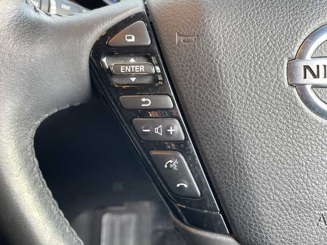 日産 エルグランド 250ハイウェイスター プレミアム 新潟県 2020(令2)年 5.5万km 黒 純正ナビ/(Bluetooth/AM/FM/CD/DVD)/フルセグTV/フリップダウンモニター/オットマン/黒革シート/両側パワースライドドア/レーダークルーズコントロール/アラウンドビューモニター/バックカメラ/フリップダウンモニター/純正18インチアルミホイール付サマータイヤ/シートヒーター(前席)/パワーシート(前席)/ETC/ステアリングスイッチ/プッシュスタート/カラーコード(GAT)