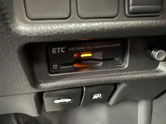 日産 エクストレイル ハイブリッド 20X エマージェンシーブレーキ 山形県 2016(平28)年 7.9万km ダイヤモンドブラック ４WD/衝突被害軽減システム/純正SDナビ/　　【CD　DVD　BT　フルセグ　USB　AUX】/アラウンドビューモニター/電動リアゲート/クルーズコントロール/LEDオートライト/シートヒーター/純正17インチアルミホイール/コーナーセンサー/アイドリングストップ/ステアリングスイッチ/電動格納ウィンカーミラー/フォグランプ/スマートキー×２/ETC