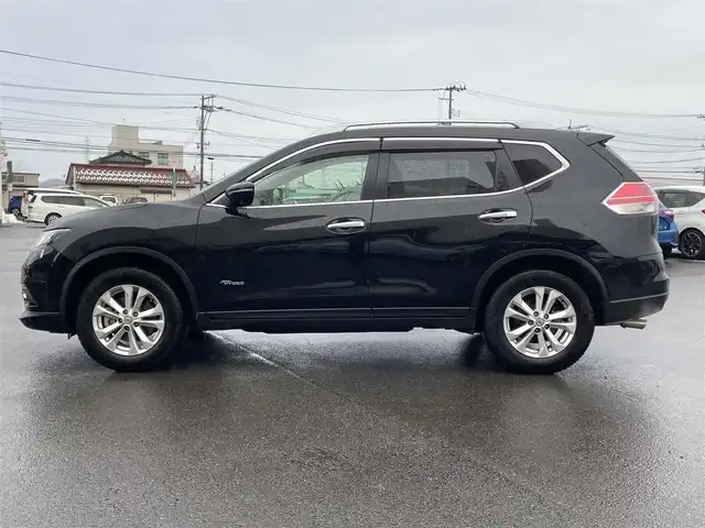 日産 エクストレイル ハイブリッド 20X エマージェンシーブレーキ 山形県 2016(平28)年 7.9万km ダイヤモンドブラック ４WD/衝突被害軽減システム/純正SDナビ/　　【CD　DVD　BT　フルセグ　USB　AUX】/アラウンドビューモニター/電動リアゲート/クルーズコントロール/LEDオートライト/シートヒーター/純正17インチアルミホイール/コーナーセンサー/アイドリングストップ/ステアリングスイッチ/電動格納ウィンカーミラー/フォグランプ/スマートキー×２/ETC