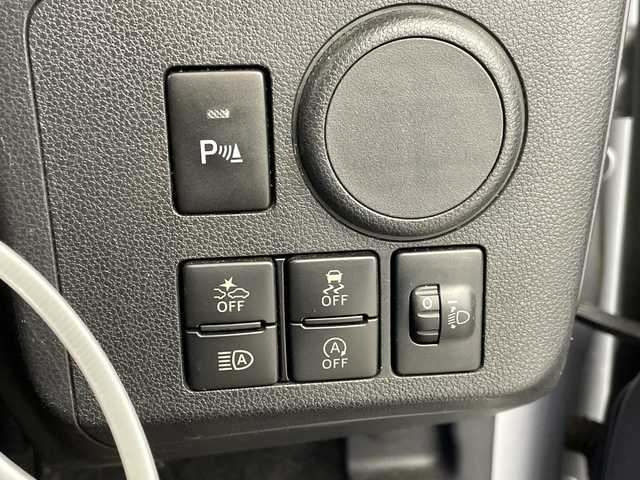 ダイハツ ミラ イース L SAⅢ 群馬県 2018(平30)年 2.1万km ブライトシルバーメタリック 衝突軽減システム　前後コーナーセンサー　横滑り防止装置　アイドリングストップ　ヘッドライトレベライザー　リモコンキー　マニュアルエアコン　パワーウィンドウ　オーディオレス車　純正フロアマット　