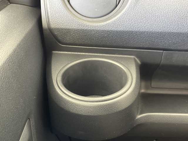 ダイハツ ミラ イース L SAⅢ 群馬県 2018(平30)年 2.1万km ブライトシルバーメタリック 衝突軽減システム　前後コーナーセンサー　横滑り防止装置　アイドリングストップ　ヘッドライトレベライザー　リモコンキー　マニュアルエアコン　パワーウィンドウ　オーディオレス車　純正フロアマット　