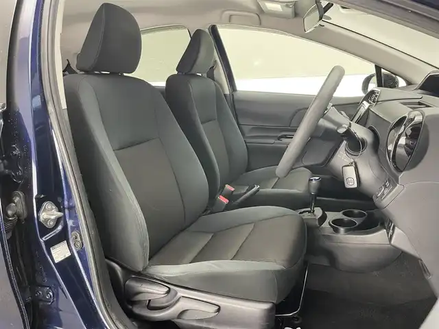 トヨタ アクア S スタイルブラック 愛知県 2016(平28)年 5.8万km ダークブルーマイカ 純正９型ナビ　シートヒーター　バックカメラ　禁煙車　フルセグＴＶ　Ｂｌｕｅｔｏｏｔｈ　ＥＴＣ　プッシュスタート　セーフティセンス　衝突軽減　車線逸脱　オートハイビーム　オートライト　純正フロアマット