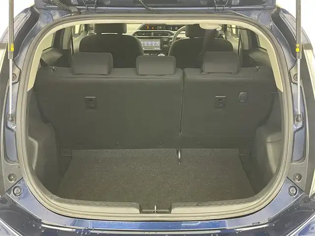 トヨタ アクア S スタイルブラック 愛知県 2016(平28)年 5.8万km ダークブルーマイカ 純正９型ナビ　シートヒーター　バックカメラ　禁煙車　フルセグＴＶ　Ｂｌｕｅｔｏｏｔｈ　ＥＴＣ　プッシュスタート　セーフティセンス　衝突軽減　車線逸脱　オートハイビーム　オートライト　純正フロアマット