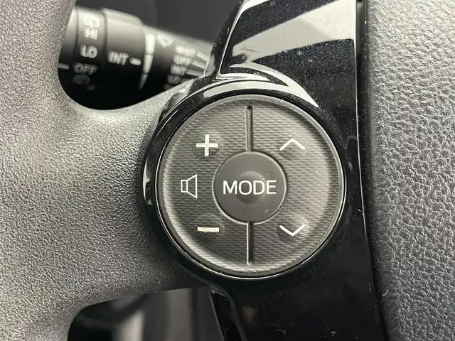 トヨタ アクア S スタイルブラック 愛知県 2016(平28)年 5.8万km ダークブルーマイカ 純正９型ナビ　シートヒーター　バックカメラ　禁煙車　フルセグＴＶ　Ｂｌｕｅｔｏｏｔｈ　ＥＴＣ　プッシュスタート　セーフティセンス　衝突軽減　車線逸脱　オートハイビーム　オートライト　純正フロアマット