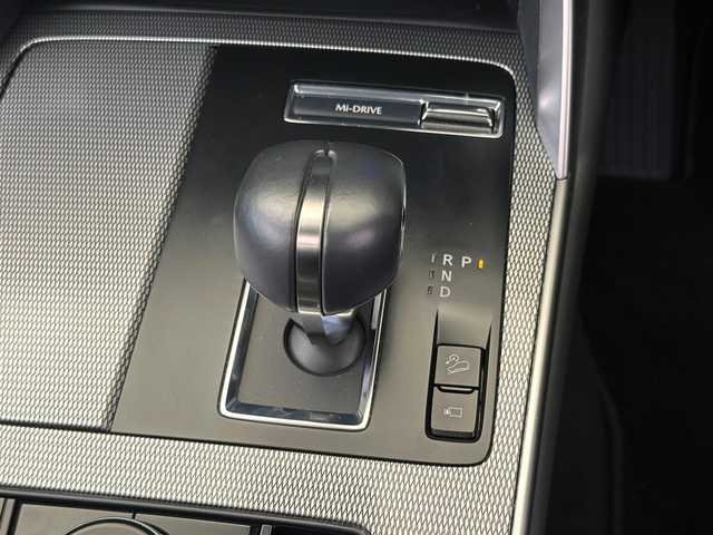 マツダ ＣＸ－６０ XD HV エクスクルーシブスポーツ 宮城県 2022(令4)年 6.7万km プラチナクォーツメタリック 4WD/パノラマサンルーフ/BOSEサウンド/360°ビューモニター/マツダ・レーダー・クルーズ・コントロール/スマート・ブレーキ・サポート/車線逸脱警報システム/レーンキープアシストシステム/ブラインドスポットモニタリング/前側方接近車両検知/後側方接近車両検知/降車時警告/AT誤発進抑制制御（前進時/後退時）/緊急時車線維持支援/パーキングセンサー/12.3インチセンターディスプレイ/純正TV/ナビ/Bluetooth/デジタルインナーミラー（アルパイン製）/ドライブレコーダー/ETC/ワイヤレス充電/電動リアゲート/レザーシート/運転席・助手席パワーシート/運転席・助手席シートヒーター/ベンチレーション/ステアリングヒーター/パドルシフト/電動パーキングブレーキ/オートブレーキホールド/アダプティブLEDヘッドライト/純正20インチアルミホイール/フロアマット/ドアバイザー/トノカバー