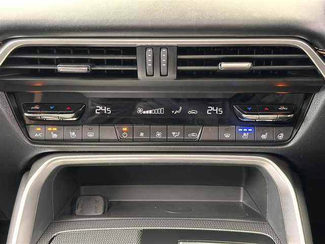 マツダ ＣＸ－６０ XD HV エクスクルーシブスポーツ 宮城県 2022(令4)年 6.7万km プラチナクォーツメタリック 4WD/パノラマサンルーフ/BOSEサウンド/360°ビューモニター/マツダ・レーダー・クルーズ・コントロール/スマート・ブレーキ・サポート/車線逸脱警報システム/レーンキープアシストシステム/ブラインドスポットモニタリング/前側方接近車両検知/後側方接近車両検知/降車時警告/AT誤発進抑制制御（前進時/後退時）/緊急時車線維持支援/パーキングセンサー/12.3インチセンターディスプレイ/純正TV/ナビ/Bluetooth/デジタルインナーミラー（アルパイン製）/ドライブレコーダー/ETC/ワイヤレス充電/電動リアゲート/レザーシート/運転席・助手席パワーシート/運転席・助手席シートヒーター/ベンチレーション/ステアリングヒーター/パドルシフト/電動パーキングブレーキ/オートブレーキホールド/アダプティブLEDヘッドライト/純正20インチアルミホイール/フロアマット/ドアバイザー/トノカバー