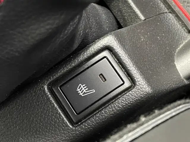 スズキ スイフト スポーツ 埼玉県 2020(令2)年 1.4万km プレミアムシルバーメタリック ケンウッド8インチSDナビ/フルセグTV/CD/DVD/SD/バックカメラ/ETC/プッシュスタート/エマージェンシーブレーキ/LEDヘッドライト/スズキセーフティ・デュアルセンサーサポート/フォグランプ/リアフォグ/クルーズコントロール/D席シートヒーター/ドライブレコーダー前後/純正フューエルリッドカバー