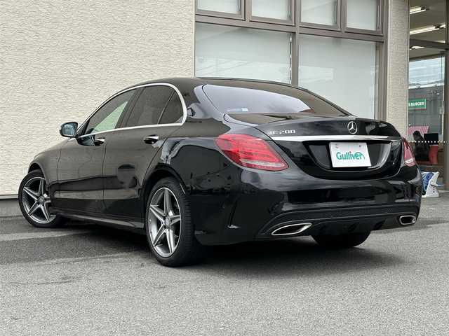 メルセデス・ベンツ Ｃ２００ アバンギャルド AMGライン 大阪府 2015(平27)年 7万km オブシディアンブラック 純正8インチHDDナビ/（フルセグTV/BT/MSV）/バックカメラ/クルーズコントロール/パドルシフト/レーンキープアシスト/ブラインドスポットモニター/前後コーナーセンサー/赤レザーシート/前席シートヒーター/前席パワーシート/メモリシート/純正18インチAW/ETC/保証書/取扱説明書/スペアキー　有