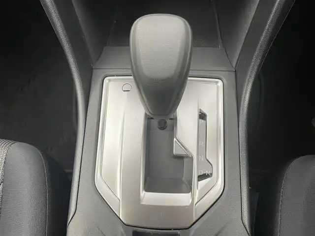 スバル インプレッサ スポーツ 1．6i－Lアイサイト 富山県 2020(令2)年 4.1万km クリスタルブラックシリカ 社外ナビ（AM/FM/BT/CD）/バックカメラ/ETC/オートホールド付電子パーキング/衝突被害軽減システム/レーダークルーズコントロール/レーンキープアシスト/コーナーセンサー/横滑り防止装置/アイドリングストップ/純正アルミホイール/社外フロアマット/オートハロゲンライト/ステアリングスイッチ/パドルシフト/リモコンキー