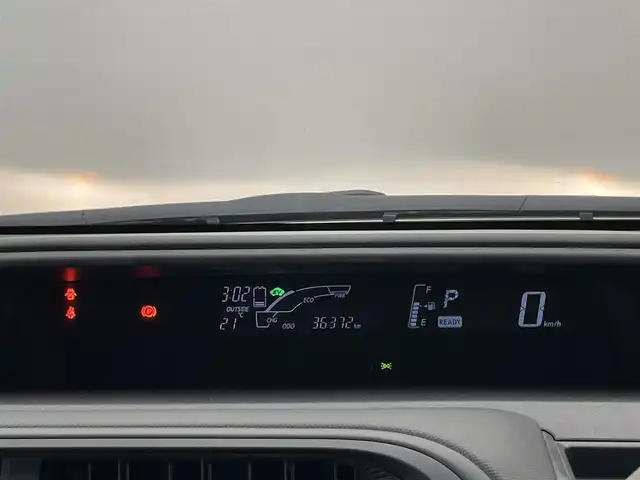 トヨタ アクア L 愛知県 2019(令1)年 3.7万km スーパーホワイトⅡ 社外ＳＤメモリナビ　ラジオ　Ｂｌｕｅｔｏｏｔｈ　バックカメラ　キーレス　ＥＴＣ　社外ドライブレコーダー　電動格納ミラー　社外フロアマット　ドアバイザー　オートエアコン　ヘッドライトレベライザー　禁煙車