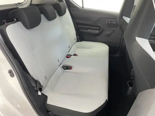 トヨタ アクア L 愛知県 2019(令1)年 3.7万km スーパーホワイトⅡ 社外ＳＤメモリナビ　ラジオ　Ｂｌｕｅｔｏｏｔｈ　バックカメラ　キーレス　ＥＴＣ　社外ドライブレコーダー　電動格納ミラー　社外フロアマット　ドアバイザー　オートエアコン　ヘッドライトレベライザー　禁煙車