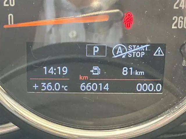 ＭＩＮＩ ミニ クラブマン クーパーD 熊本県 2019(令1)年 6.6万km ミッドナイト・ブラック・メタリック ・スマートキー/・プッシュスタート/・インテリジェントセーフティ/・クルーズコントロール(追従式)/・純正HDDナビ/　【Bluetooth・USB・MSV】/・バックカメラ/・ETC/・ドライブレコーダー(前後録画)/・LEDヘッドランプ/・LEDフォグランプ/・純正マット