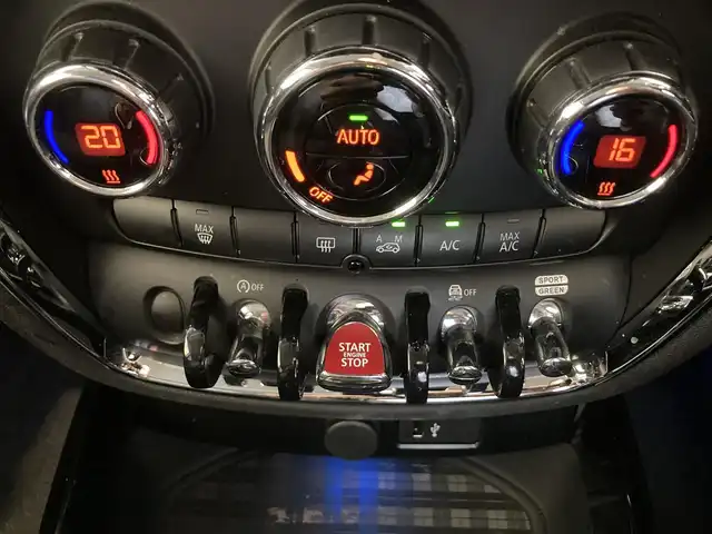 ＭＩＮＩ ミニ クラブマン クーパーD 熊本県 2019(令1)年 6.6万km ミッドナイト・ブラック・メタリック ・スマートキー/・プッシュスタート/・インテリジェントセーフティ/・クルーズコントロール(追従式)/・純正HDDナビ/　【Bluetooth・USB・MSV】/・バックカメラ/・ETC/・ドライブレコーダー(前後録画)/・LEDヘッドランプ/・LEDフォグランプ/・純正マット