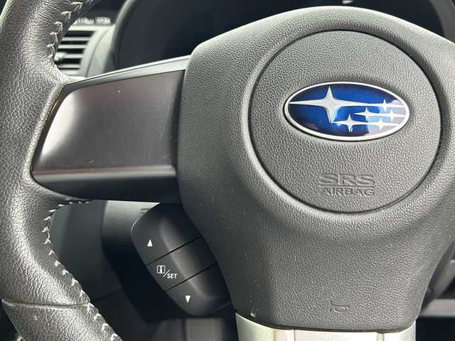 スバル レヴォーグ 1．6GT アイサイト 山形県 2014(平26)年 8.1万km アイスシルバーメタリック 4WD/衝突被害軽減システム/純正ナビ/（Bluetooth/CD/DVD)/レーダークルーズコントロール/電動パーキングブレーキ/アイサイト/ステアリングスイッチ/DN席パワーシート/パドルシフト/フォグランプ/ヒルコントロールアシスト/電動格納ミラー/ウィンカーミラー/ビルトインETC/革ステアリング/革調シートカバー/スペアキー/スマートキー
