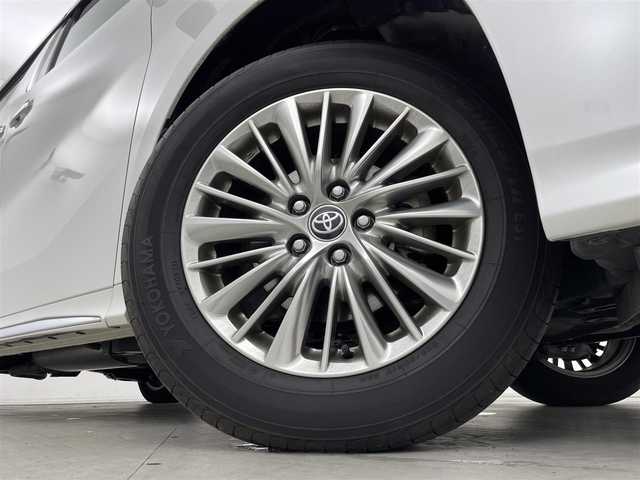 トヨタ アルファードハイブリット S タイプゴールド 群馬県 2021(令3)年 0.5万km ホワイトパールクリスタルシャイン 純正9インチディスプレイオーディオ/・AM/FM/USB/Bluetooth/Miracast/純正フリップダウンモニター/トヨタセーフティセンス/・プリクラッシュセーフティシステム/・レーントレーシングアシスト/・アダプティブハイビームシステム/・レーダークルーズコントロール(全車速追従機能付)/・ロードサインアシスト/バックカメラ/パワーバックドア/両側パワースライドドア/プッシュスタート/スマートキー