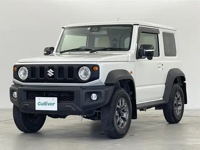 スズキ ジムニー シエラ JC 群馬県 2022(令4)年 2.5万km ピュアホワイトP 4WD/5速MT/社外9インチSDナビ/フルセグTV/CD/DVD/BT/USB/AUX/SD/バックカメラ/デュアルセンサーブレーキサポート/誤発進抑制機能/車線逸脱警報/標識認識機能/ふらつき警報機能/先行車発進お知らせ機能/オートマチックハイビーム/ヘッドライトウォッシャー/前席シートヒーター/ETC/革巻きステアリング/ステアリングスイッチ/LEDヘッドライト/プッシュスタート/スマートキー
