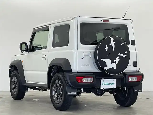 スズキ ジムニー シエラ JC 群馬県 2022(令4)年 2.5万km ピュアホワイトP 4WD/5速MT/社外9インチSDナビ/フルセグTV/CD/DVD/BT/USB/AUX/SD/バックカメラ/デュアルセンサーブレーキサポート/誤発進抑制機能/車線逸脱警報/標識認識機能/ふらつき警報機能/先行車発進お知らせ機能/オートマチックハイビーム/ヘッドライトウォッシャー/前席シートヒーター/ETC/革巻きステアリング/ステアリングスイッチ/LEDヘッドライト/プッシュスタート/スマートキー
